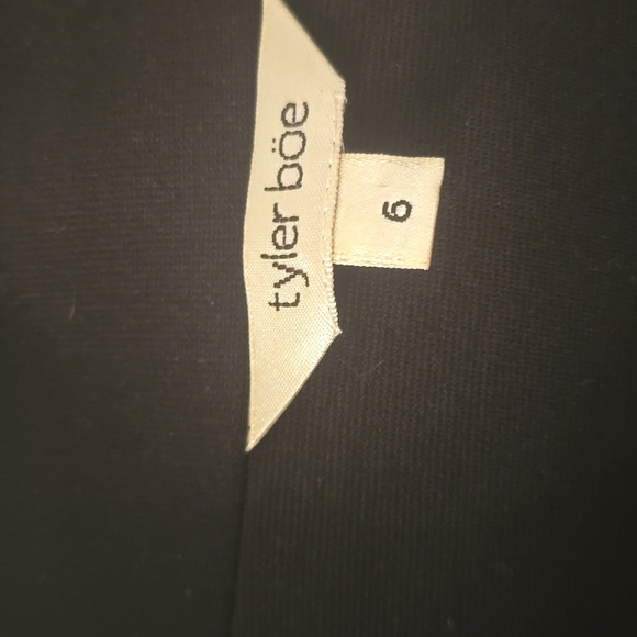 Tyler Boe EUC Timeless Black Jacket, Great Wardrobe Layering Piece, Size 6 (#14) - Picture 2 of 8